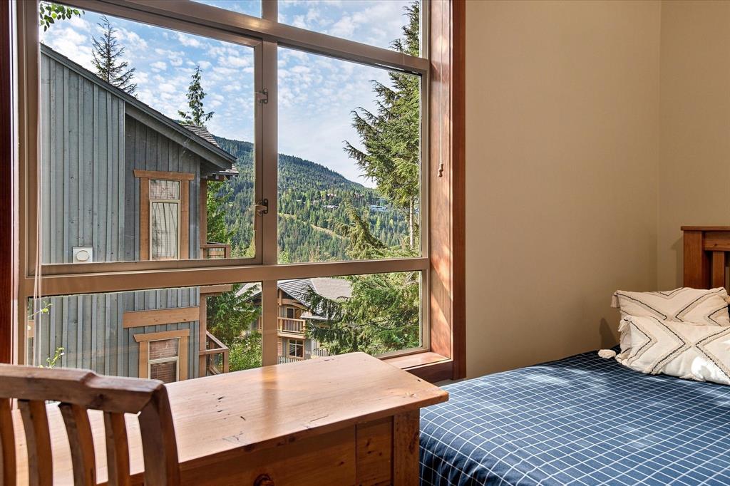 #7 – 2323 Taluswood Place