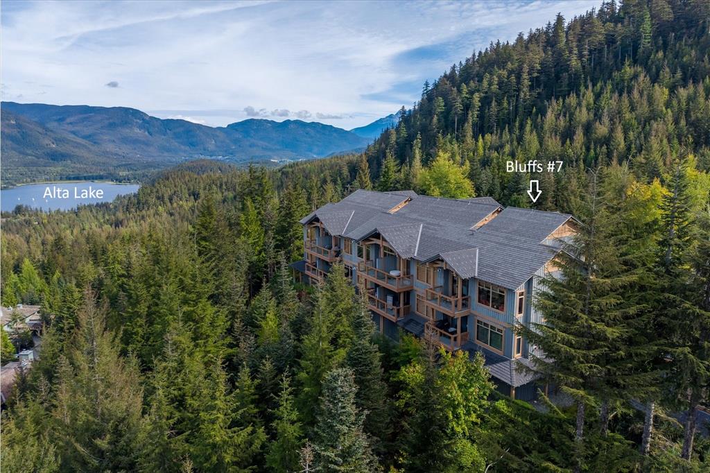 #7 – 2323 Taluswood Place