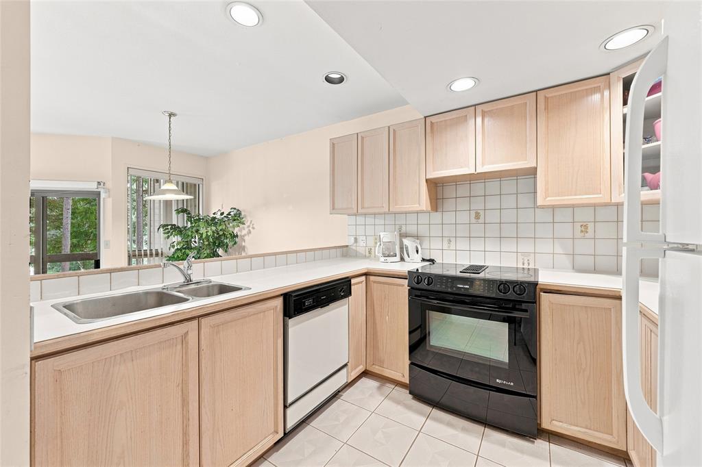 #62 – 6127 Eagleridge Crescent