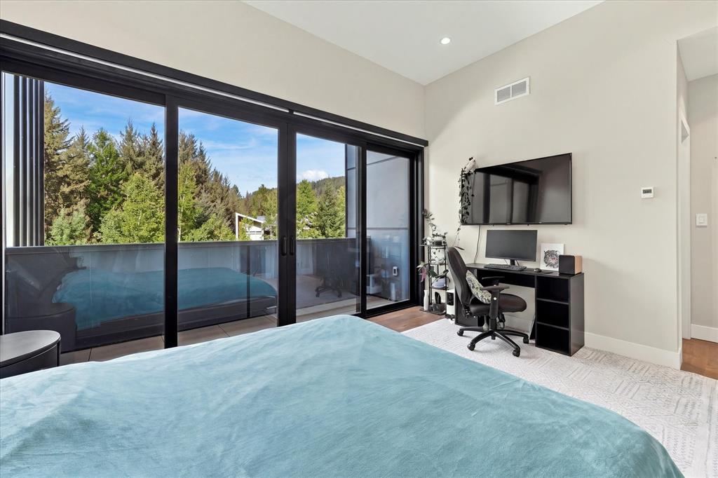#21 – 1350 Cloudburst Drive