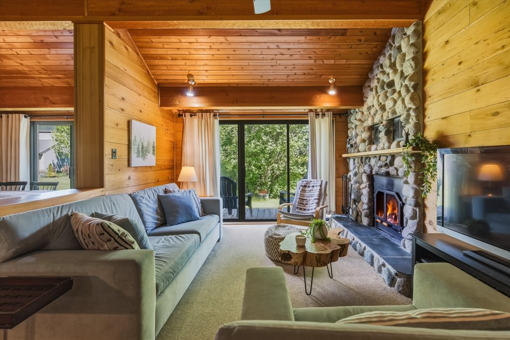 #C1 – 6900 Crabapple Drive