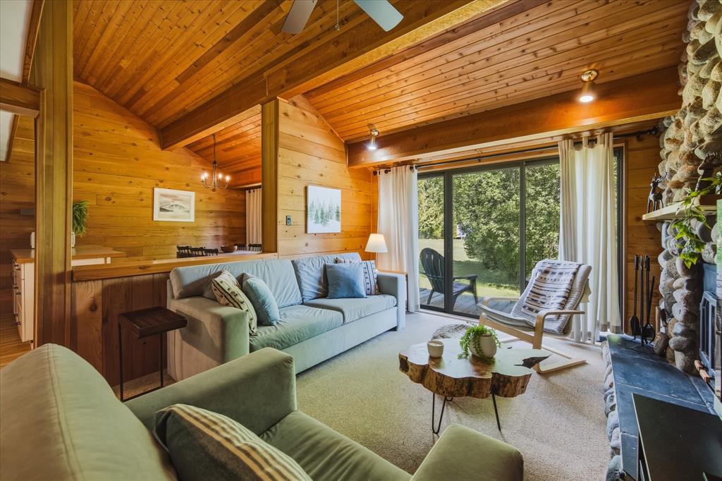 #C1 – 6900 Crabapple Drive