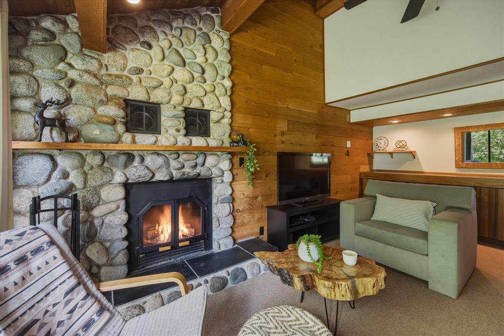 #C1 – 6900 Crabapple Drive