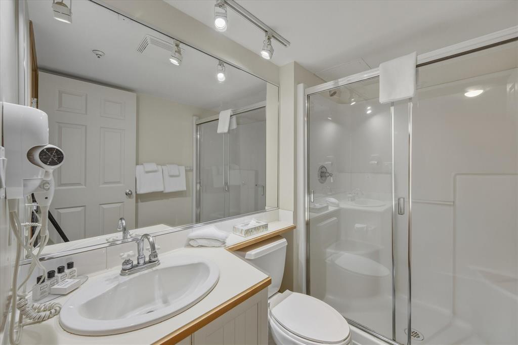 #126 – 4800 Spearhead Drive