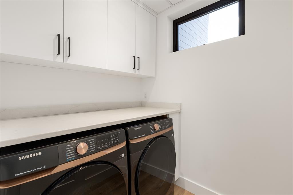 #16 – 2077 Garibaldi Way