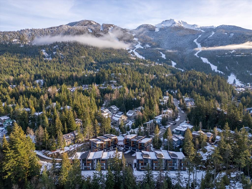 #16 – 2077 Garibaldi Way