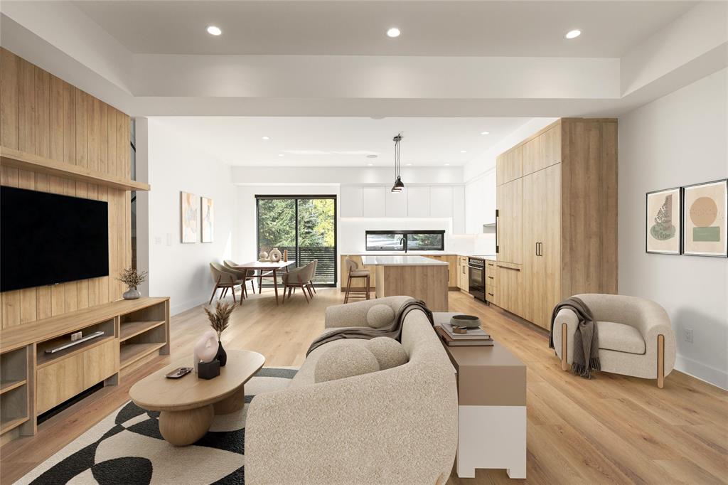 #16 – 2077 Garibaldi Way