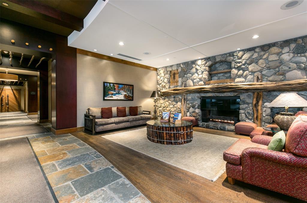 #432A – 2036 London Lane