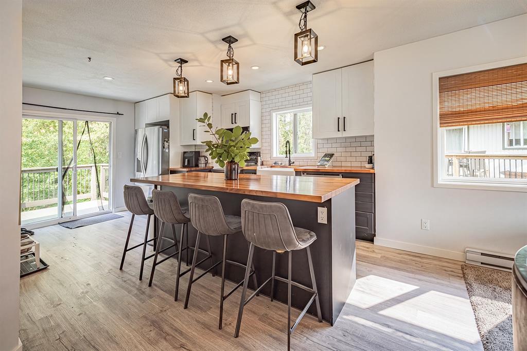 #9 – 7467 Prospect Street