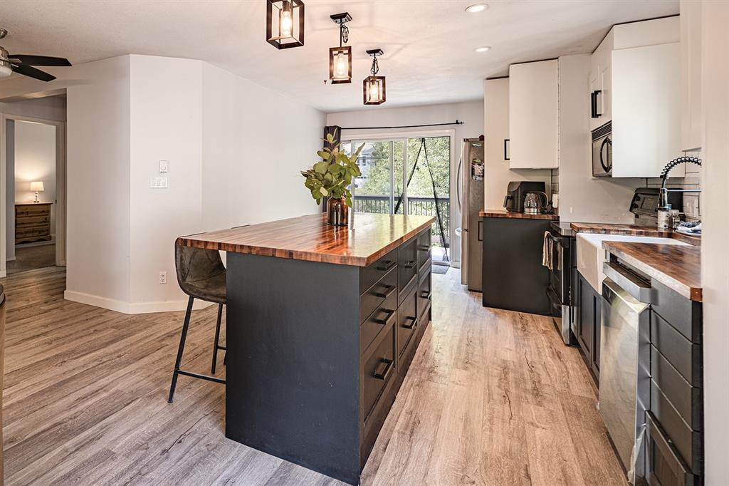 #9 – 7467 Prospect Street