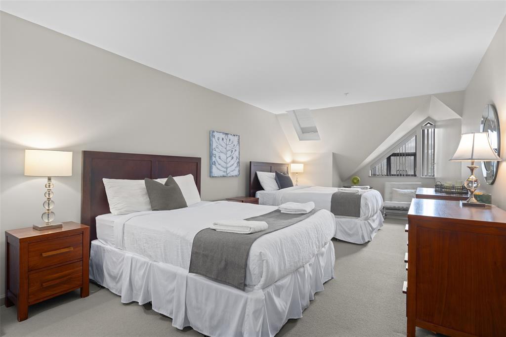 #302 – 3212 Blueberry Drive