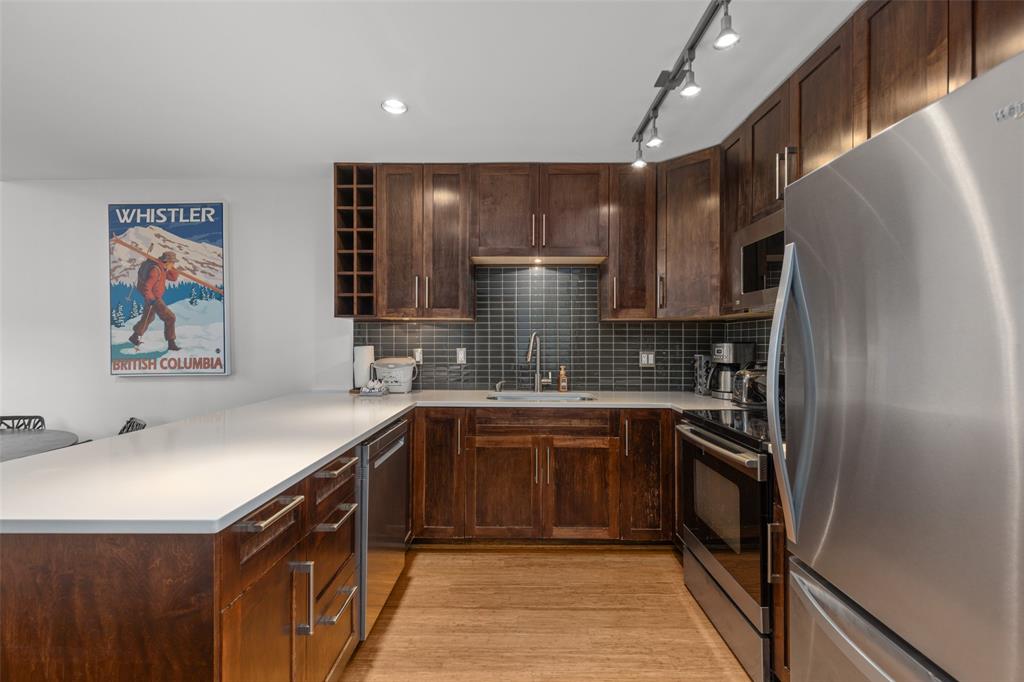 #302 – 3212 Blueberry Drive