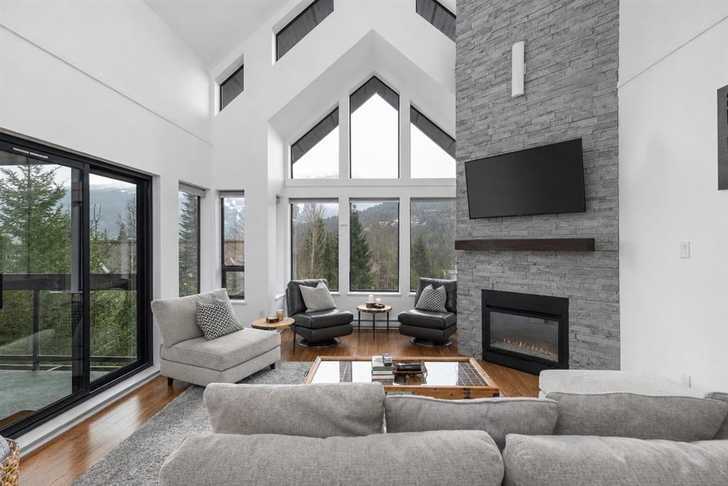 #302 – 3212 Blueberry Drive