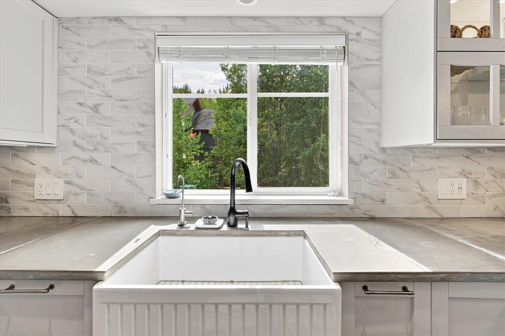 #43 – 1450 Vine Road