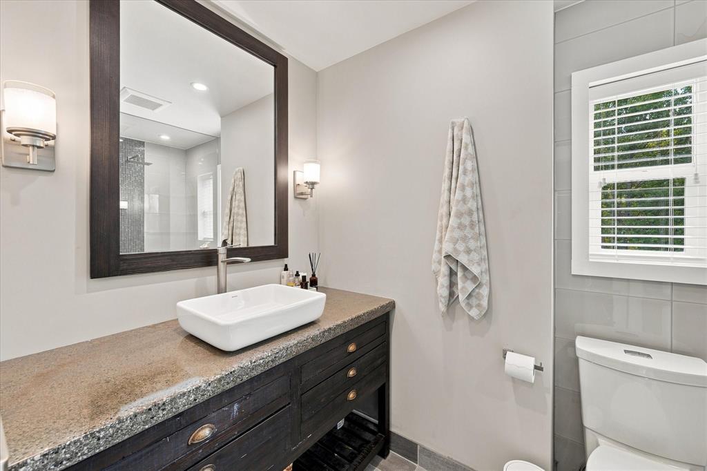 #43 – 1450 Vine Road