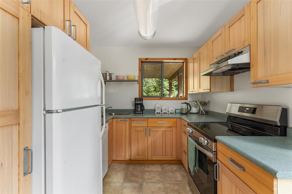 7869 Pemberton Meadows Road