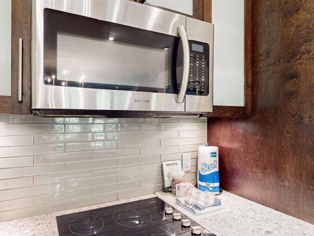 #416 – 4800 Spearhead Drive