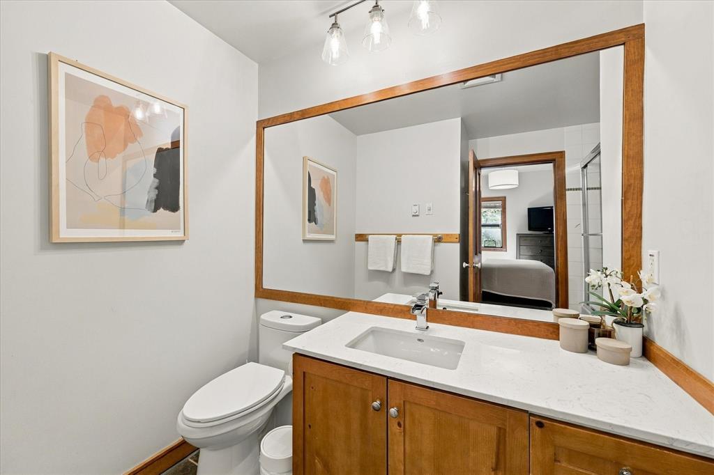 #17 – 4652 Blackcomb Way