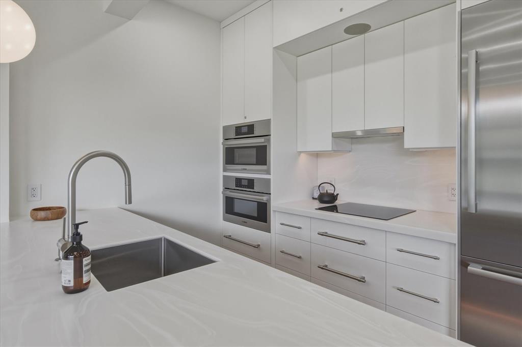 #5 – 4644 Blackcomb Way