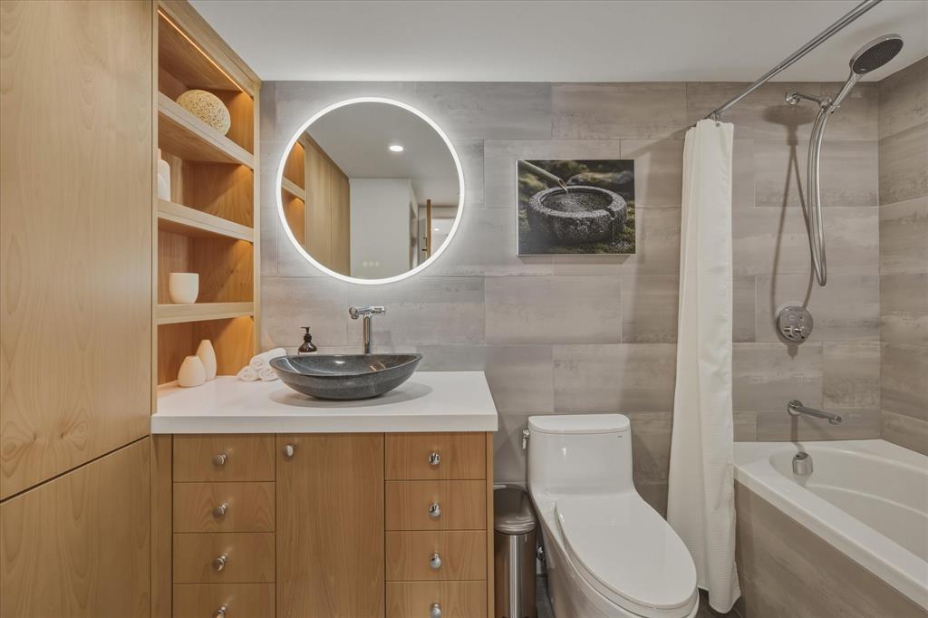 #5 – 4644 Blackcomb Way