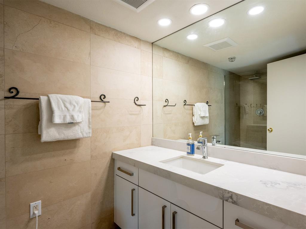 #18 – 4637 Blackcomb Way