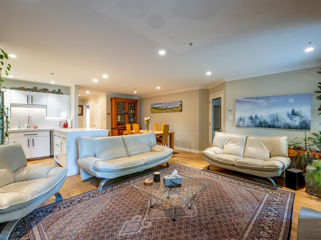 #18 – 4637 Blackcomb Way
