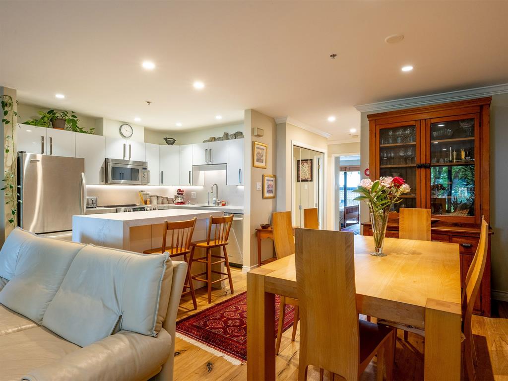 #18 – 4637 Blackcomb Way