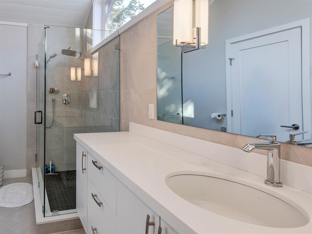 #216 – 6117 Eagle Drive