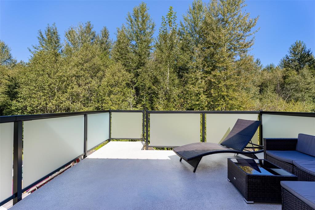 #6 – 7467 Prospect Street