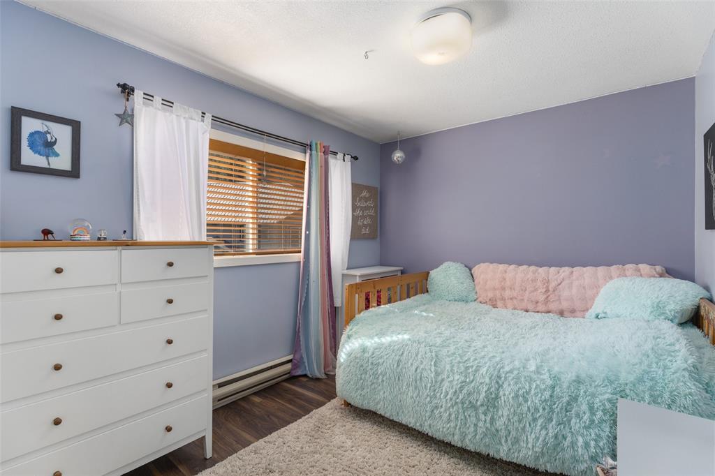 #6 – 7467 Prospect Street