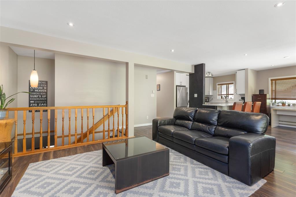 #6 – 7467 Prospect Street