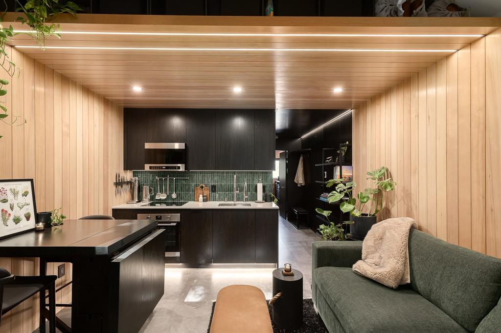 #3 – 2158 Sarajevo Drive