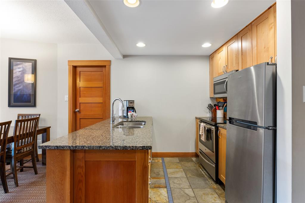 #331B – 2036 London Lane