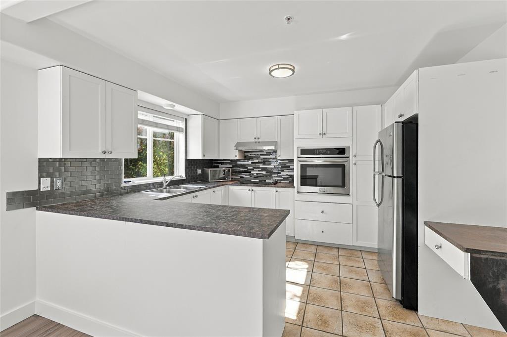 #2 – 1449 Vine Road