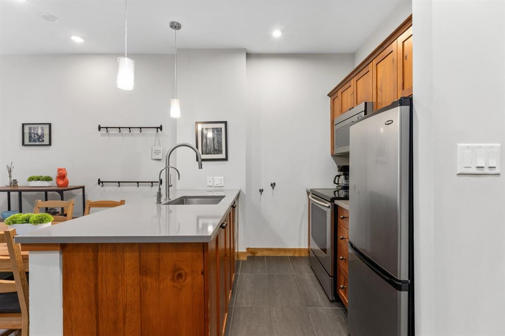 #222 – 4660 Blackcomb Way