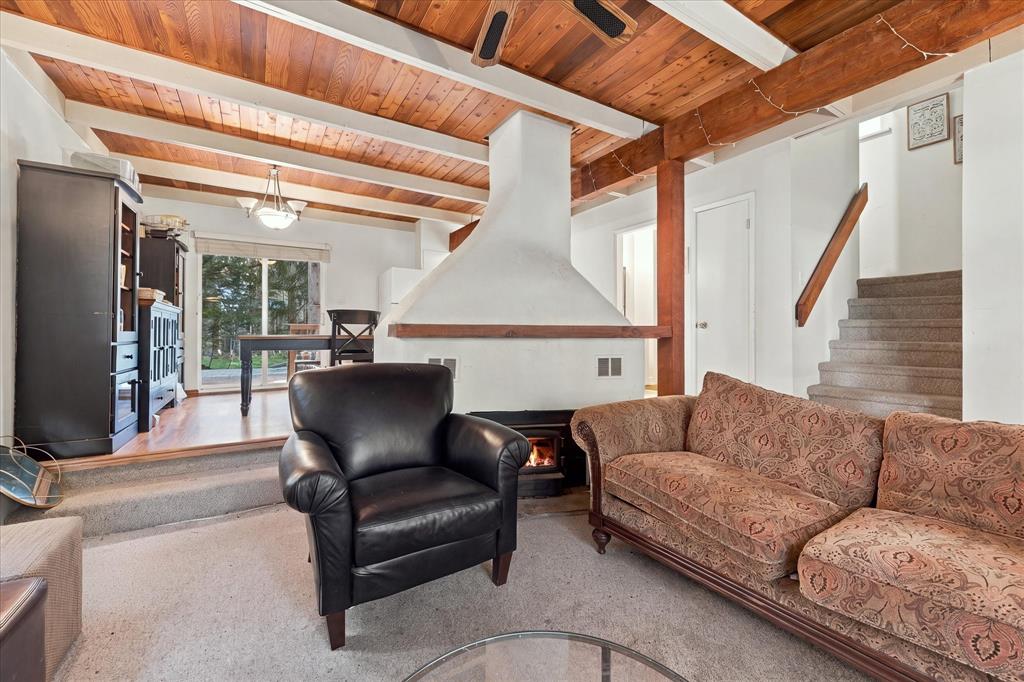 6533 Balsam Way