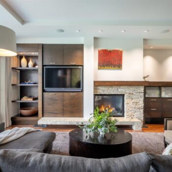 #33 – 4617 Blackcomb Way