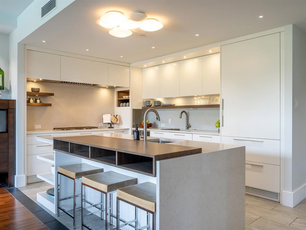 #33 – 4617 Blackcomb Way