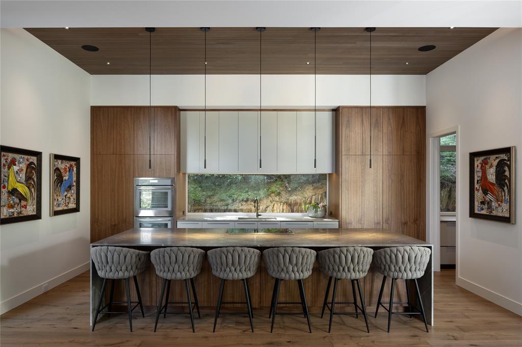 3218 Juniper Place