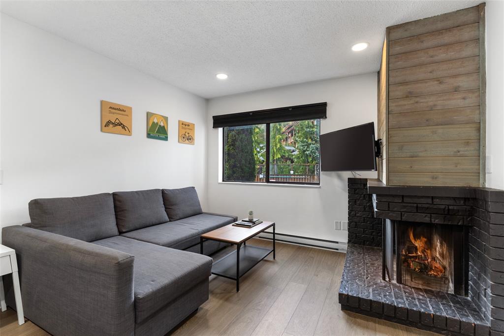 #104 – 2129 Lake Placid Road