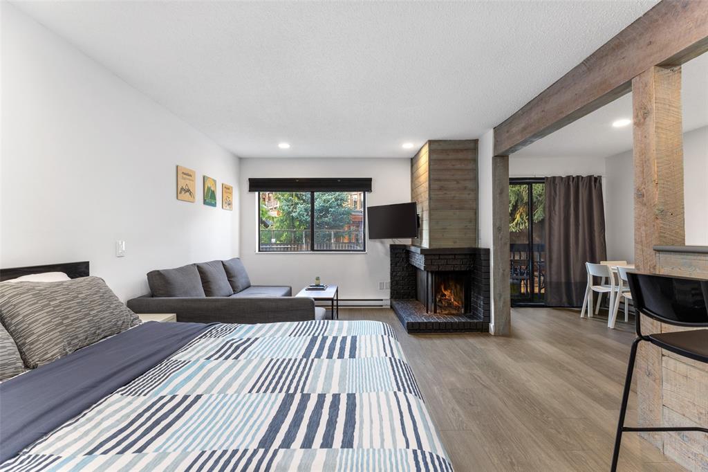 #104 – 2129 Lake Placid Road