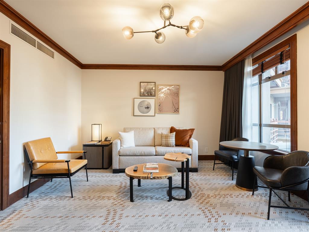 #343 – 4591 Blackcomb Way