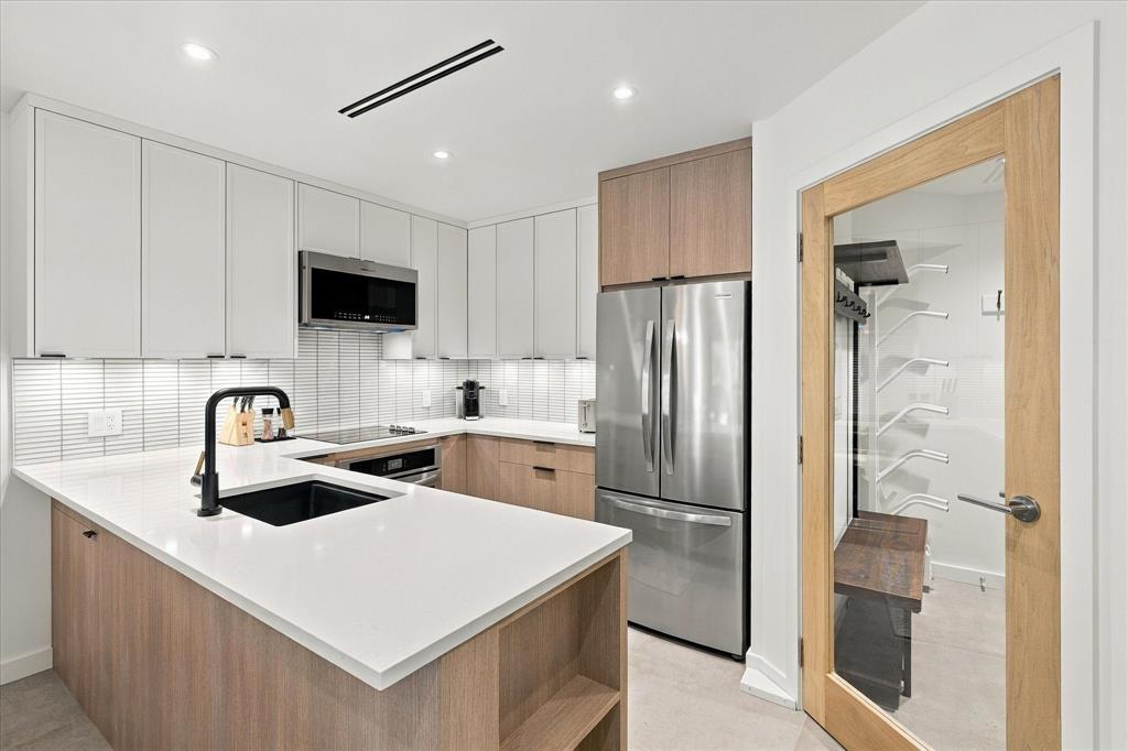 #57 – 4510 Blackcomb Way