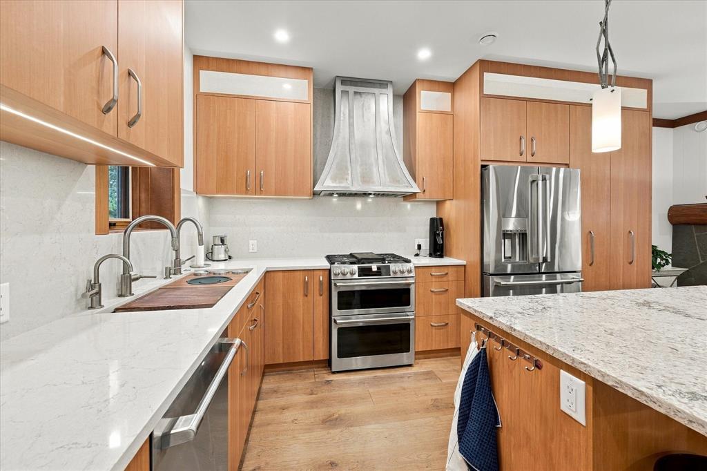 #23 – 2324 Taluswood Place