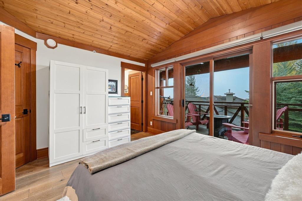 #23 – 2324 Taluswood Place