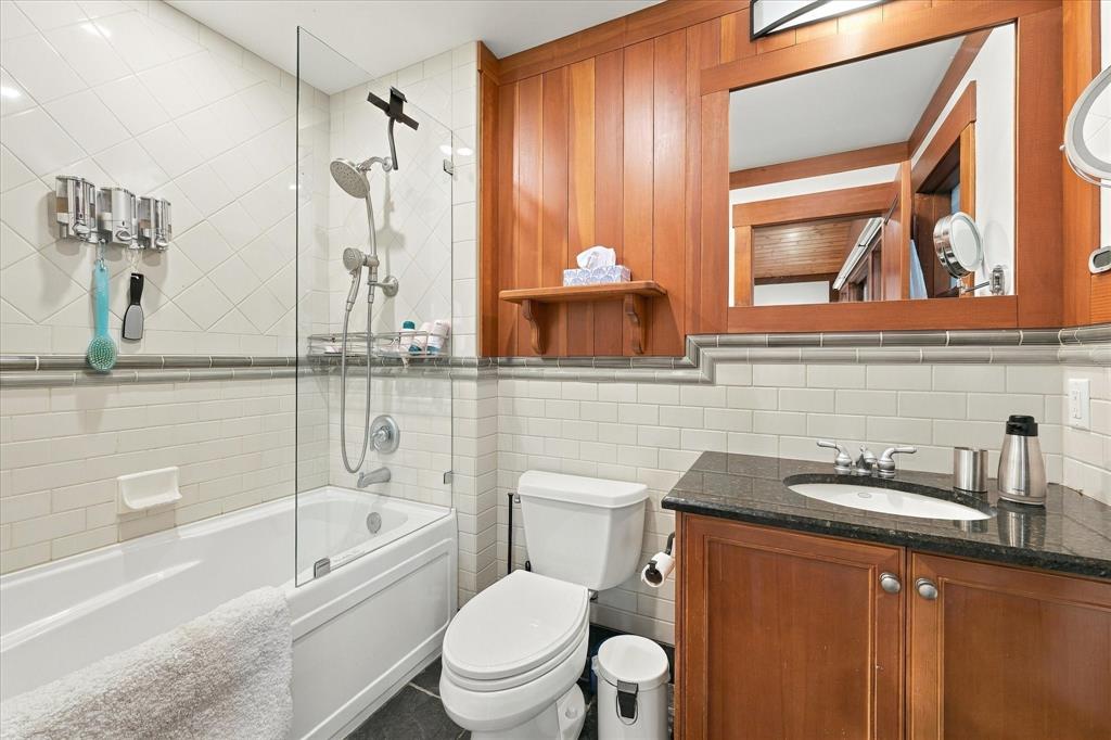#23 – 2324 Taluswood Place