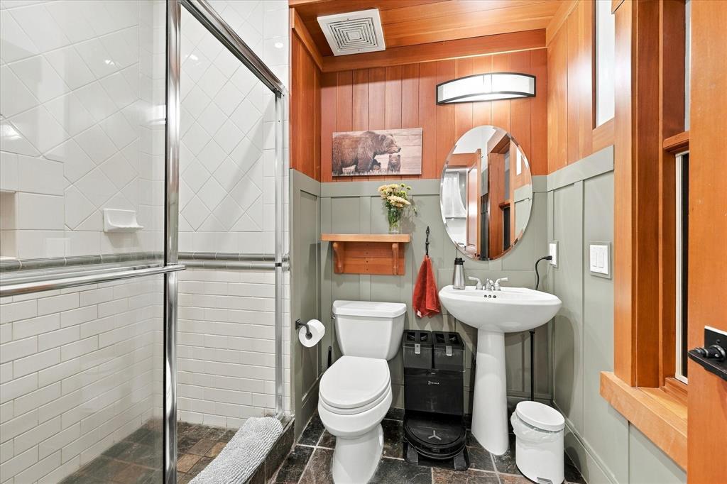 #23 – 2324 Taluswood Place