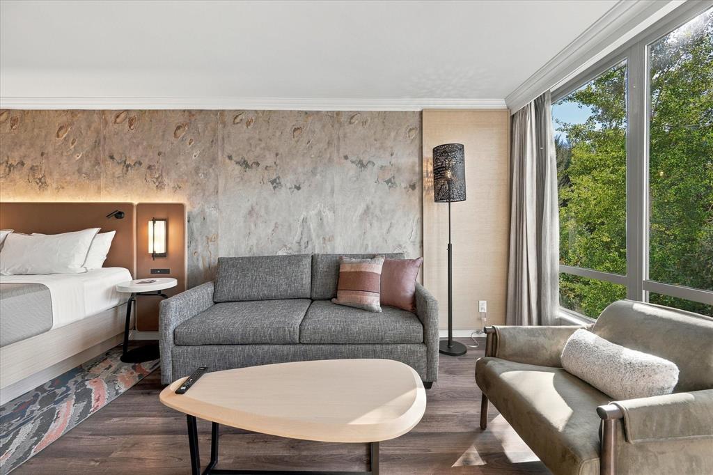 #815 – 4090 Whistler Way