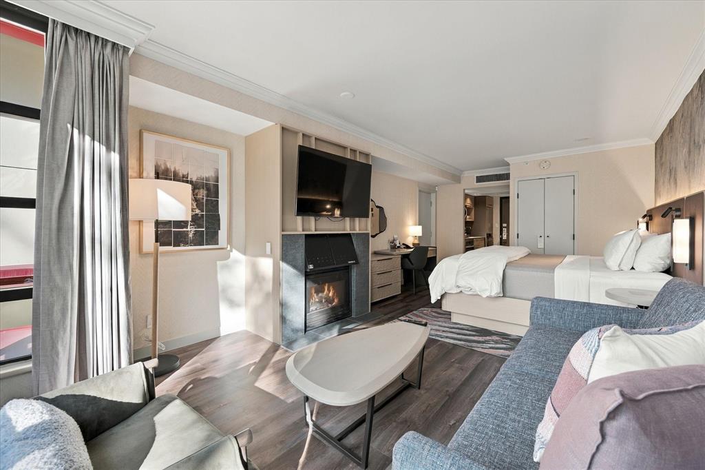 #815 – 4090 Whistler Way