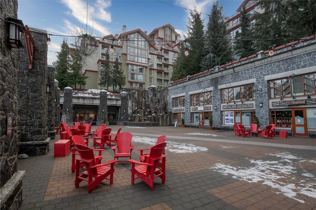 #815 – 4090 Whistler Way